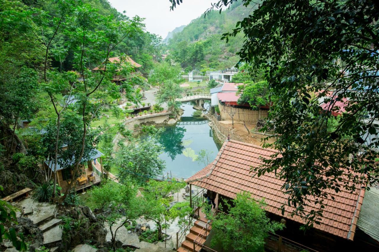 House By Lake Hotel Moc Chau Buitenkant foto