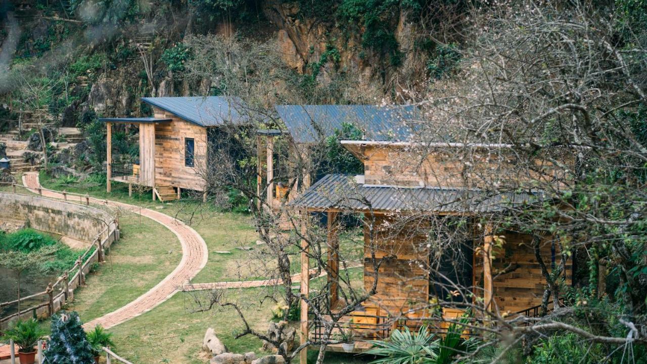 House By Lake Hotel Moc Chau Buitenkant foto